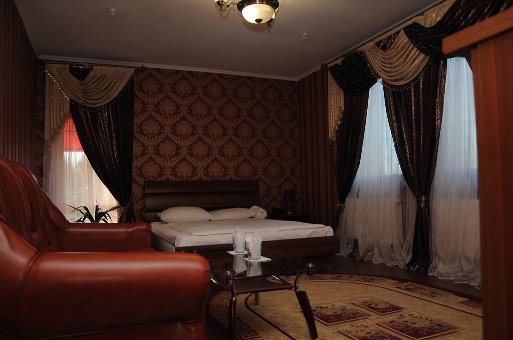 Casablanca Hotel Kalush Стая снимка